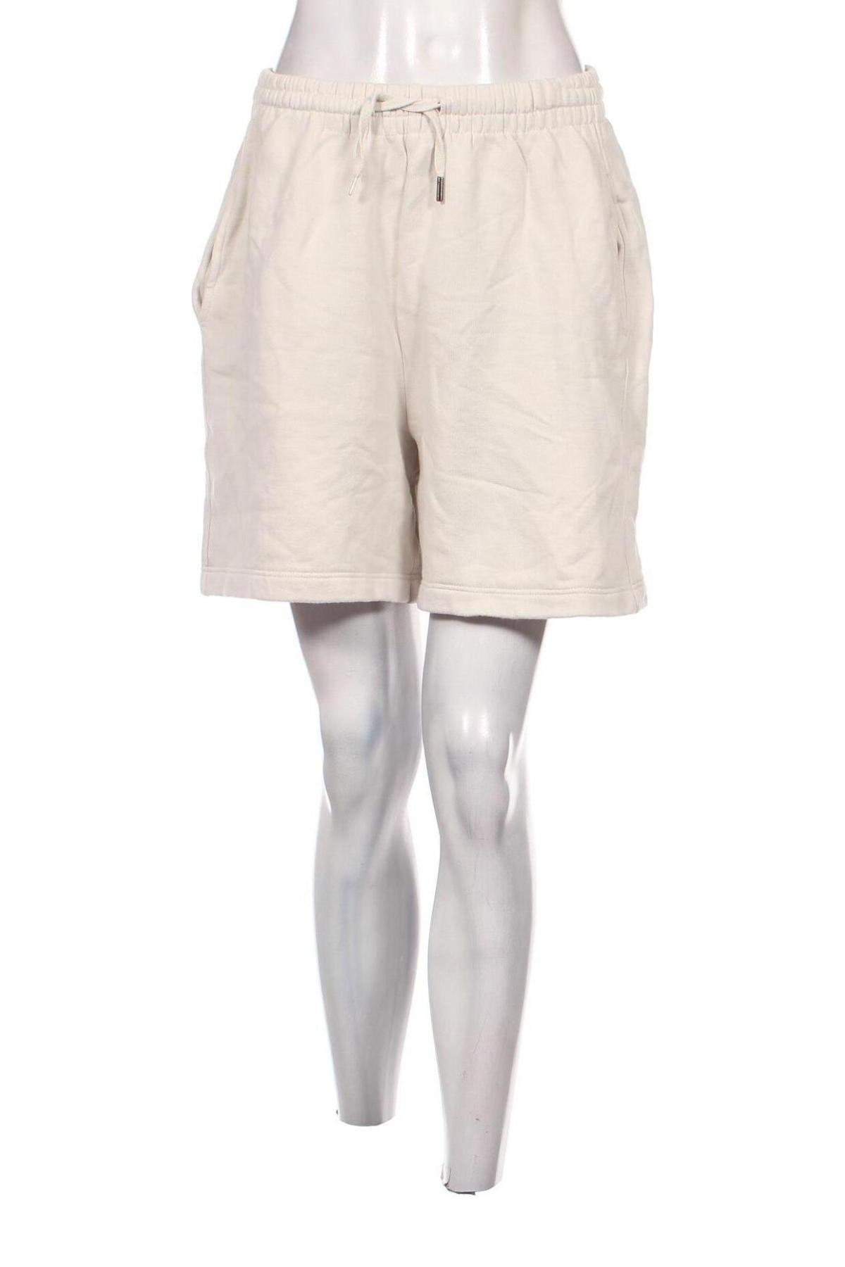 Дамски къс панталон Gestuz, Размер M, Цвят Бежов, Цена 61,20 лв.