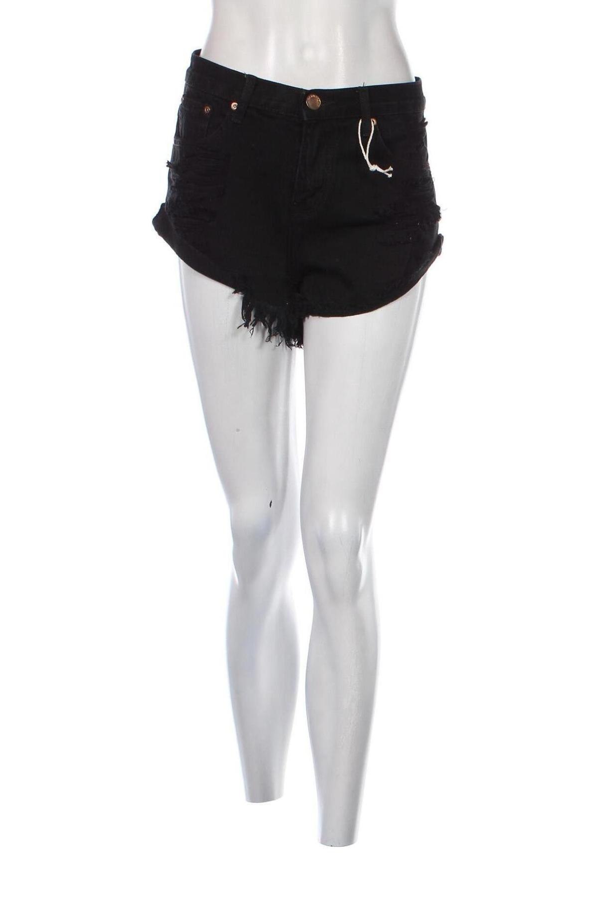 Дамски къс панталон Glamorous, Размер M, Цвят Черен, Цена 5,28 лв.