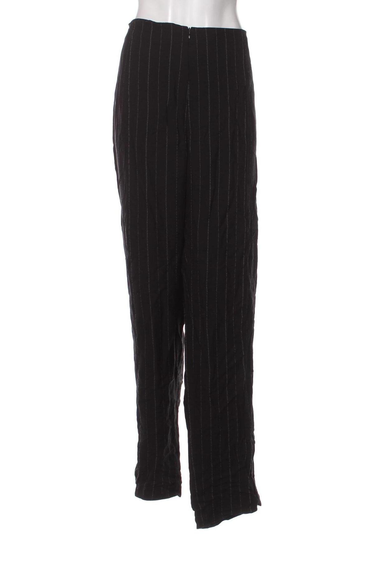 Дамски панталон Selection By Ulla Popken, Размер 4XL, Цвят Черен, Цена 68,73 лв.