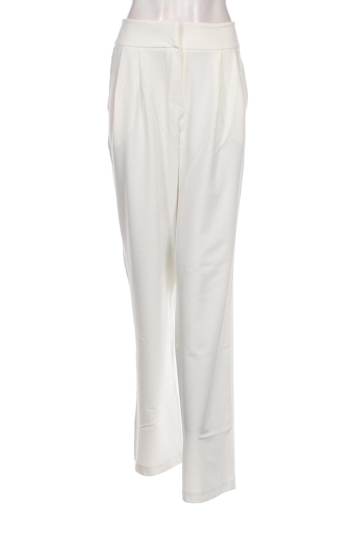 Дамски панталон Trendyol, Размер L, Цвят Бял, Цена 87,00 лв.