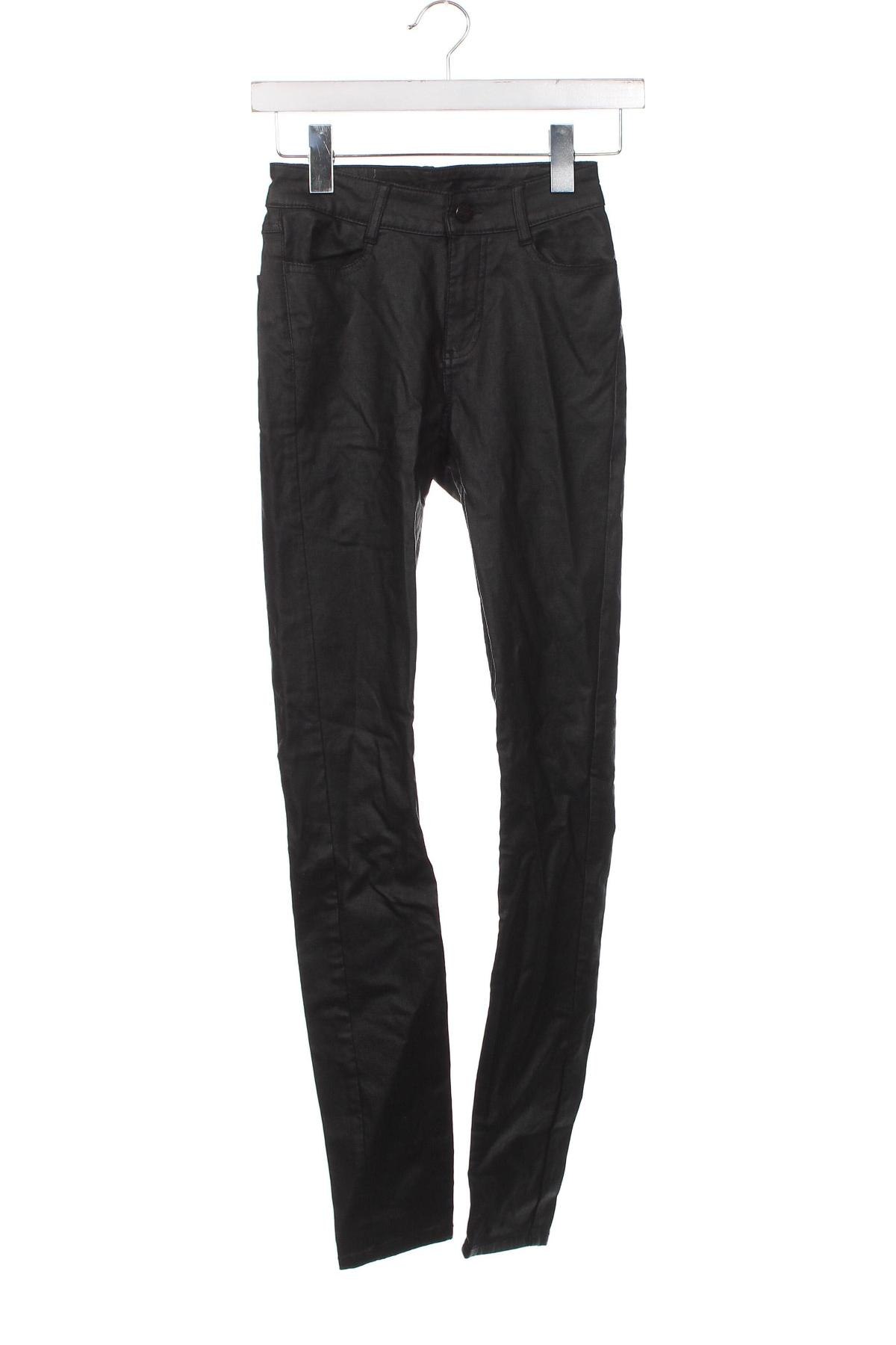 Дамски панталон VILA, Размер XS, Цвят Черен, Цена 7,40 лв.