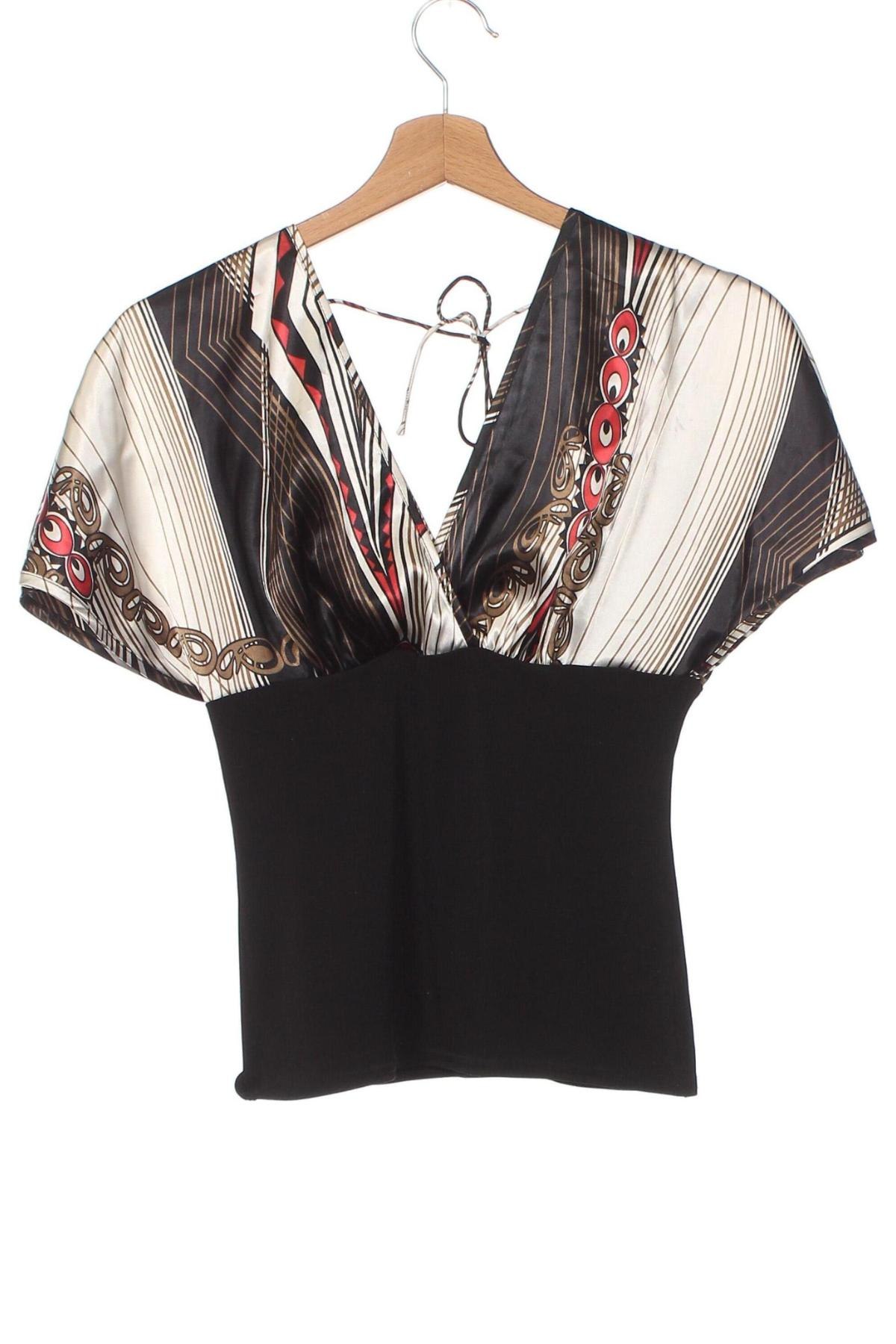 Γυναικείο αμάνικο μπλουζάκι Yokko, Μέγεθος S, Χρώμα Μαύρο, Τιμή 5,29 €