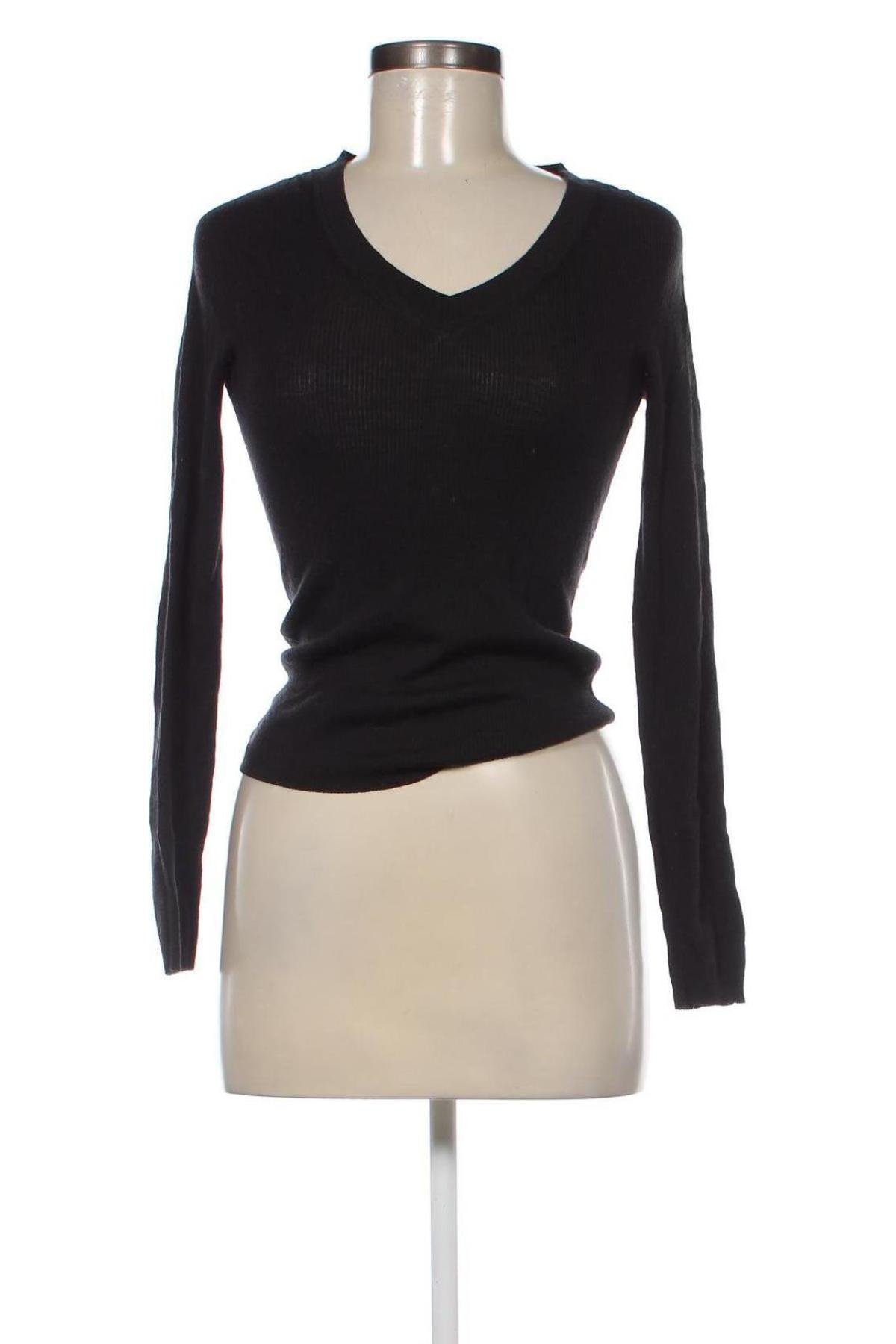 Дамски пуловер Hugo Boss, Размер M, Цвят Черен, Цена 77,22 лв.