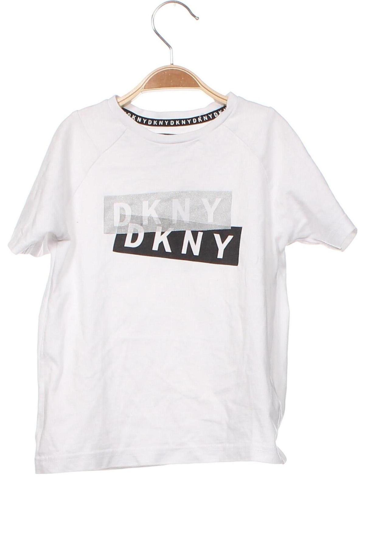 Детска тениска DKNY, Размер 5-6y/ 116-122 см, Цвят Бял, Цена 25,68 лв.