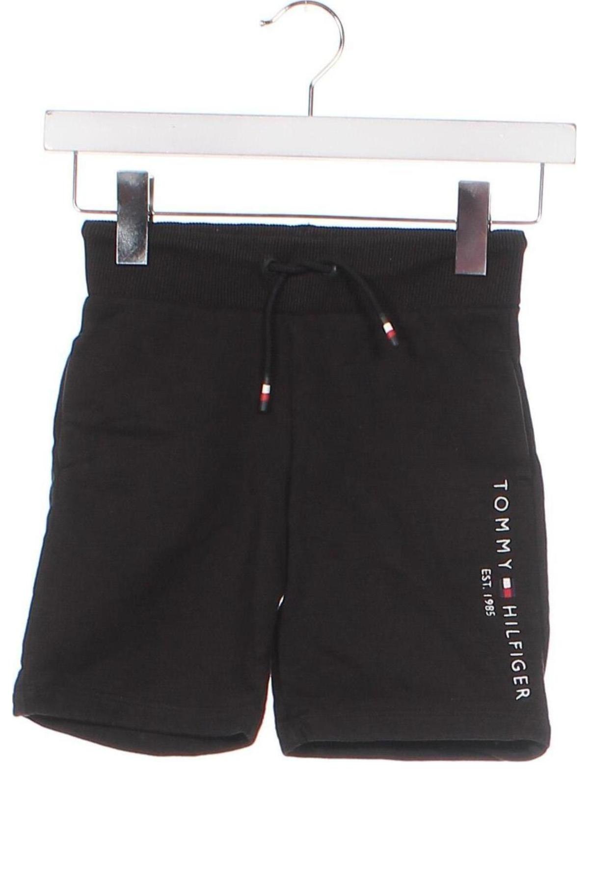 Παιδικό κοντό παντελόνι Tommy Hilfiger, Μέγεθος 4-5y/ 110-116 εκ., Χρώμα Μαύρο, Τιμή 62,47 €