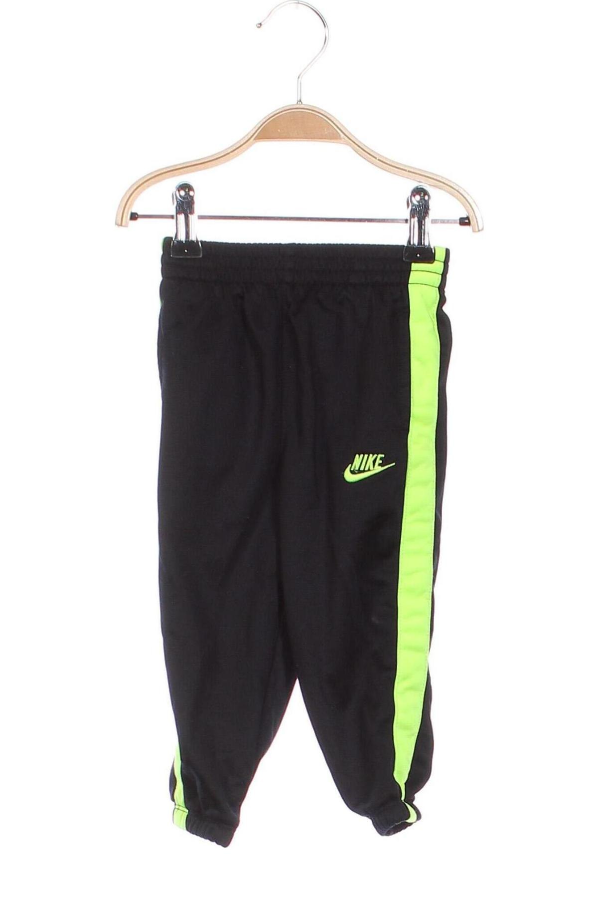 Детско спортно долнище Nike, Размер 12-18m/ 80-86 см, Цвят Черен, Цена 72,60 лв.