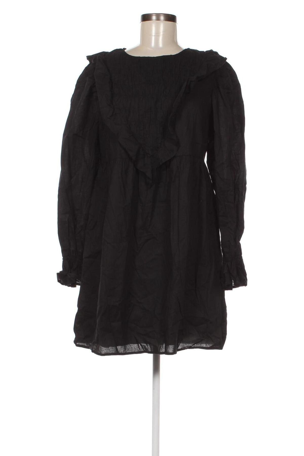 Šaty  Pull&Bear, Veľkosť L, Farba Čierna, Cena  4,74 €