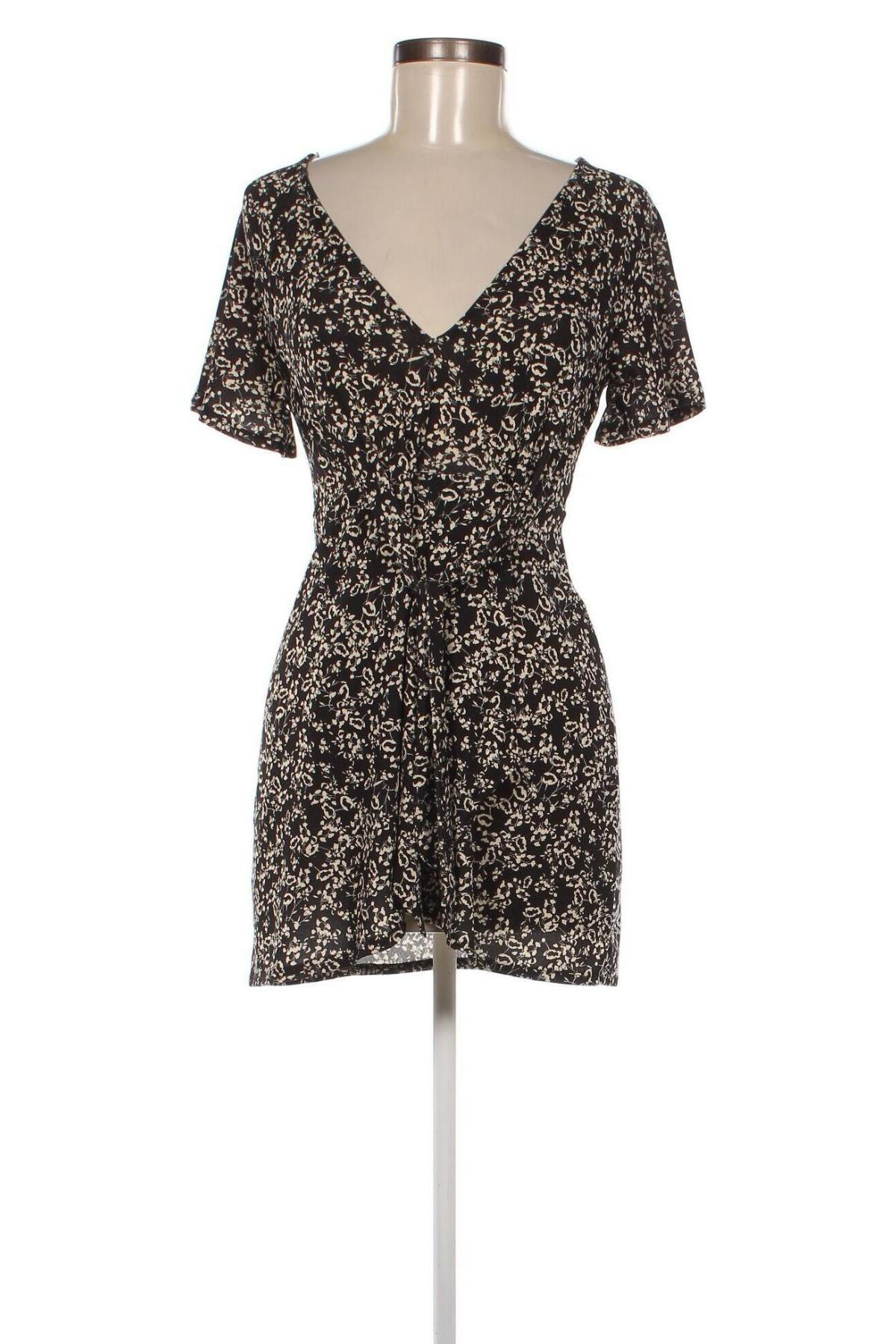 Šaty  Pull&Bear, Veľkosť XS, Farba Čierna, Cena  4,11 €