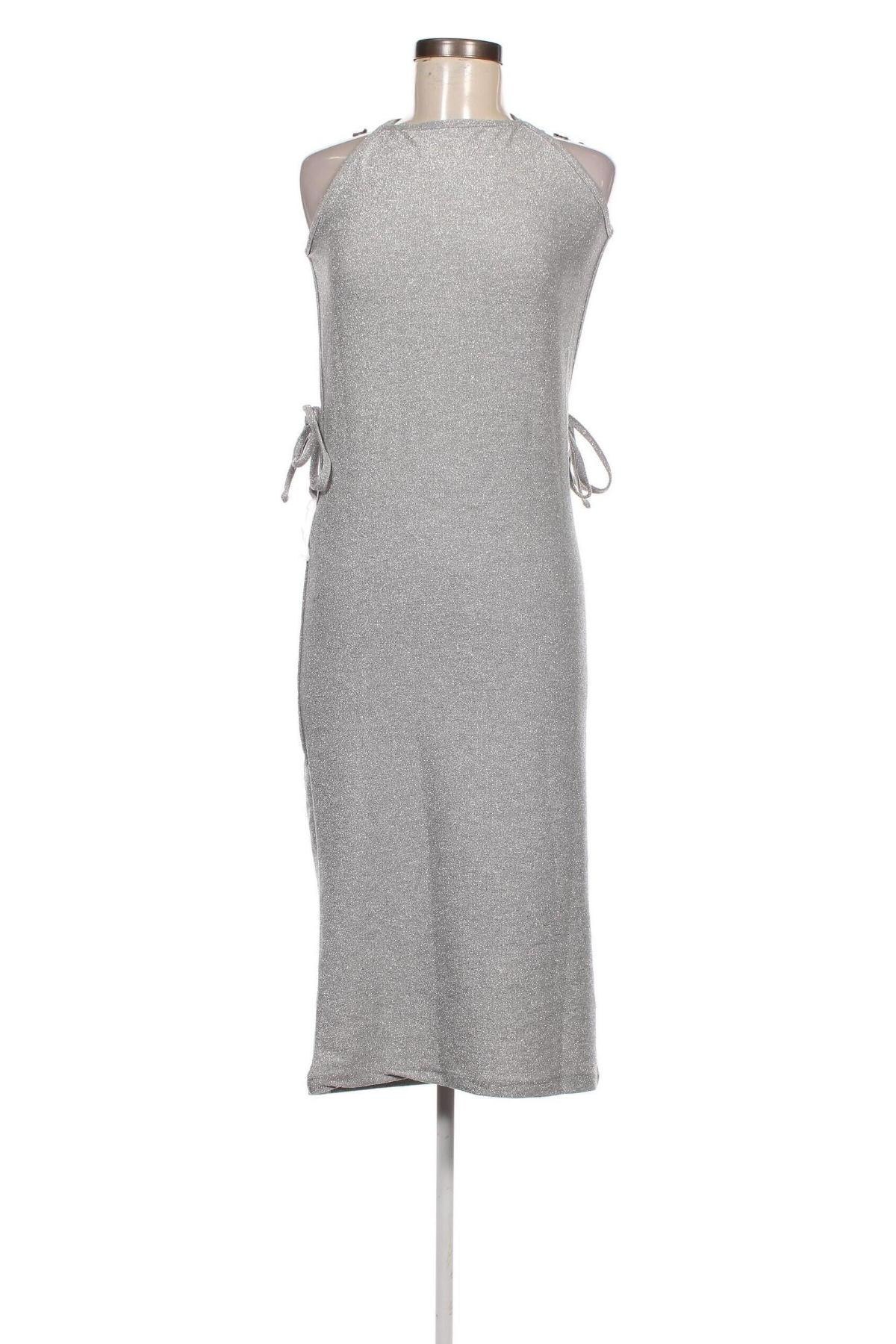 Kleid Trendyol, Größe M, Farbe Silber, Preis € 8,49