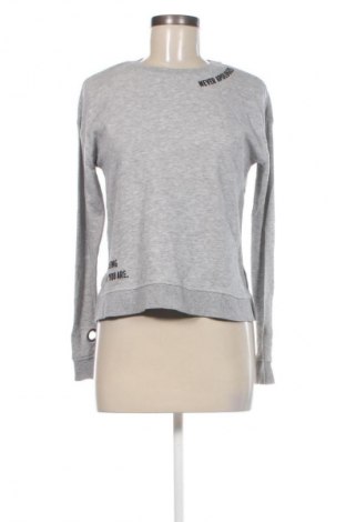 Damen Shirt, Größe S, Farbe Grau, Preis 15,99 €