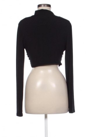 Damen Shirt Bershka, Größe XL, Farbe Schwarz, Preis 9,74 €