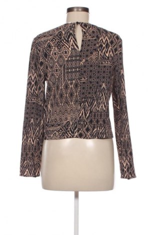 Damen Shirt Bershka, Größe M, Farbe Mehrfarbig, Preis € 8,17