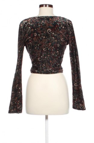 Damen Shirt Stradivarius, Größe L, Farbe Mehrfarbig, Preis € 4,99