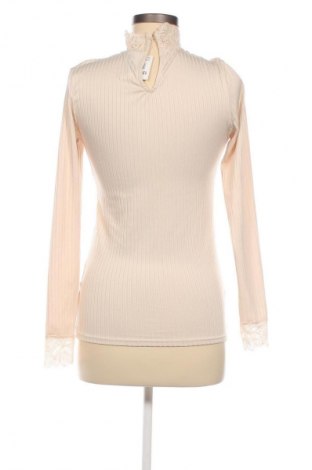 Damen Shirt Y.A.S, Größe M, Farbe Ecru, Preis 33,99 €