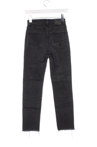 Damen Jeans Mtwtfss Weekday, Größe XXS, Farbe Grau, Preis 5,99 €