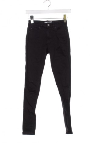 Blugi de femei Pull&Bear, Mărime XXS, Culoare Negru, Preț 52,99 Lei