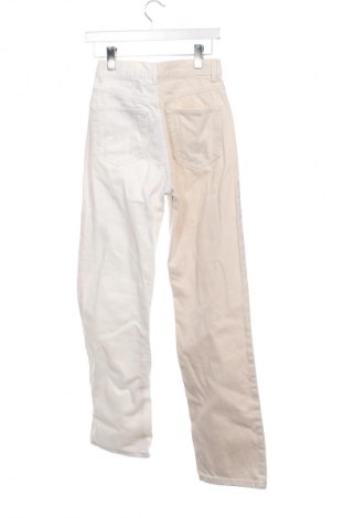 Damen Jeans Pull&Bear, Größe XS, Farbe Mehrfarbig, Preis € 15,04