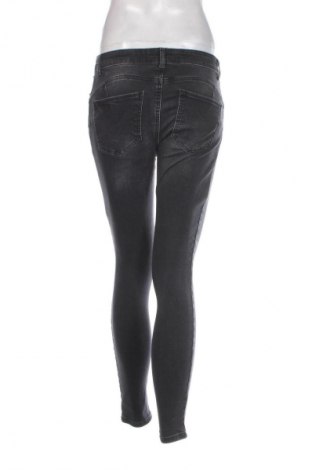 Damskie jeansy Reserved, Rozmiar S, Kolor Czarny, Cena 16,99 zł