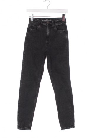 Dámské džíny  Stradivarius, Velikost XS, Barva Šedá, Cena  189,00 Kč