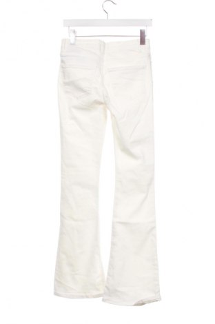 Női farmernadrág Zara, Méret XS, Szín Fehér, Ár 14 431 Ft