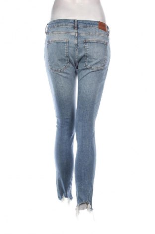 Дамски дънки Zara, Размер L, Цвят Син, Цена 27,99 лв.