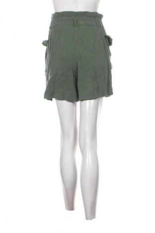 Dámské kraťasy  H&M, Velikost M, Barva Zelená, Cena  259,00 Kč