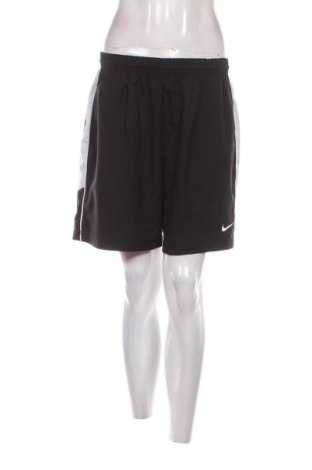 Damen Shorts Nike, Größe L, Farbe Schwarz, Preis 23,99 €