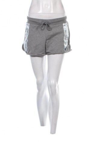 Pantaloni scurți de femei Plein Sport, Mărime L, Culoare Gri, Preț 95,99 Lei