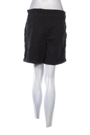Damen Shorts Urban Classics, Größe M, Farbe Schwarz, Preis € 3,99