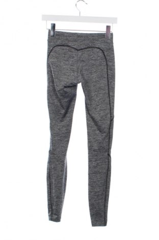 Dámske legíny  Bershka, Veľkosť XS, Farba Sivá, Cena  8,95 €