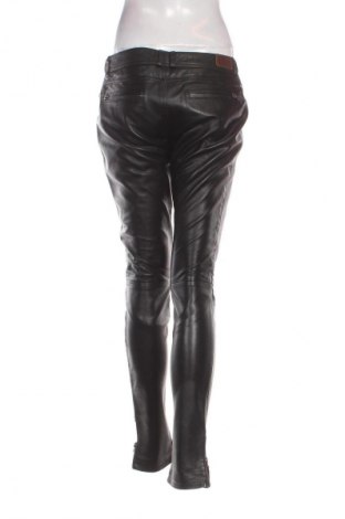 Pantaloni de piele pentru damă Pepe Jeans, Mărime M, Culoare Negru, Preț 479,59 Lei
