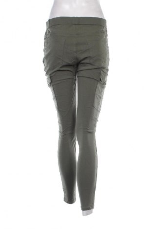 Damenhose Janina, Größe M, Farbe Grün, Preis 10,99 €