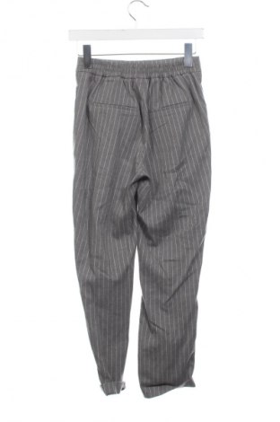 Pantaloni de femei Pull&Bear, Mărime XS, Culoare Multicolor, Preț 16,99 Lei