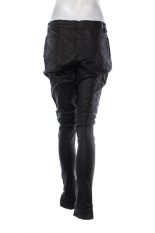 Дамски панталон Vero Moda, Размер XXL, Цвят Черен, Цена 27,99 лв.