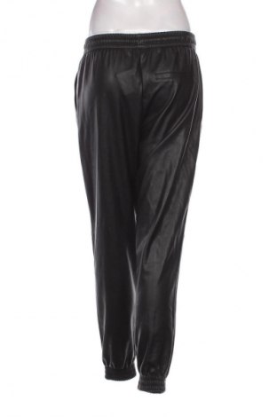 Pantaloni de femei Zara, Mărime S, Culoare Negru, Preț 88,99 Lei