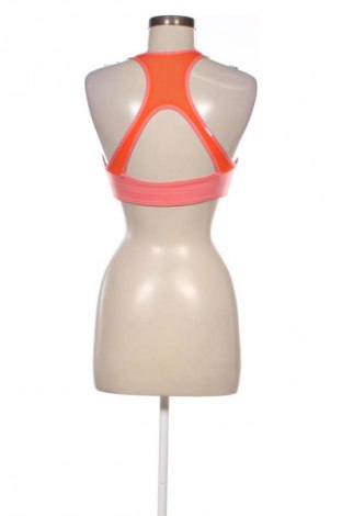 Top sport de damă. Nike, Mărime S, Culoare Roz, Preț 125,18 Lei
