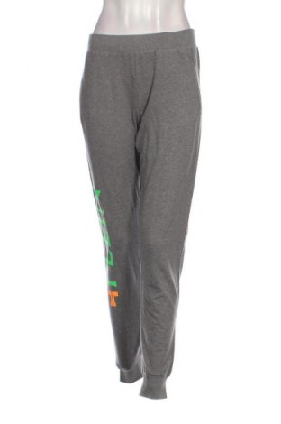 Pantaloni trening de femei Plein Sport, Mărime S, Culoare Gri, Preț 236,99 Lei