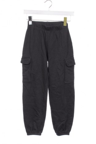 Pantaloni pentru copii H&M, Mărime 9-10y/ 140-146 cm, Culoare Gri, Preț 37,99 Lei