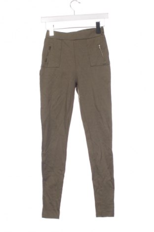 Pantaloni pentru copii LCW, Mărime 12-13y/ 158-164 cm, Culoare Verde, Preț 37,99 Lei