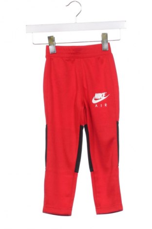 Детско спортно долнище Nike, Размер 2-3y/ 98-104 см, Цвят Многоцветен, Цена 34,99 лв.