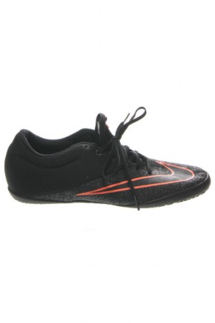 Férfi cipők
 Nike, Méret 44, Szín Fekete, Ár 14 029 Ft