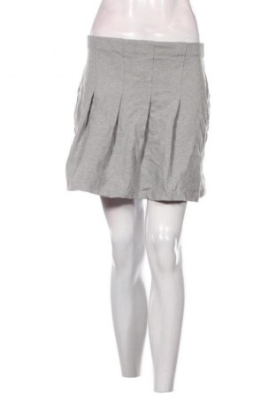 Пола H&M, Размер S, Цвят Сив, Цена 6,99 лв.