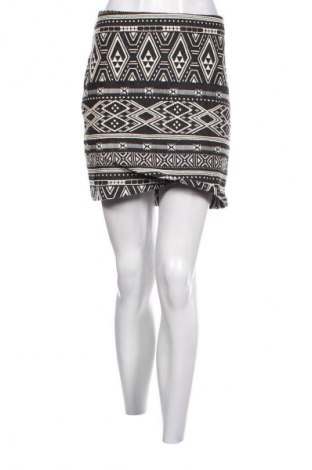 Sukně H&M, Velikost M, Barva Vícebarevné, Cena  59,00 Kč
