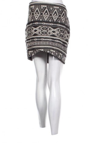 Sukně H&M, Velikost M, Barva Vícebarevné, Cena  59,00 Kč