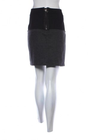 Spódnica In Wear, Rozmiar L, Kolor Czarny, Cena 96,08 zł