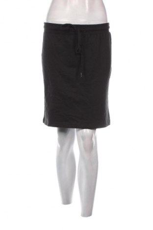 Fustă True Spirit, Mărime M, Culoare Negru, Preț 13,99 Lei