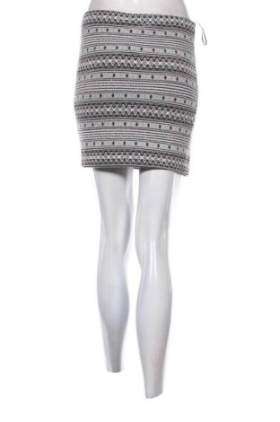 Φούστα Vero Moda, Μέγεθος S, Χρώμα Πολύχρωμο, Τιμή 2,99 €
