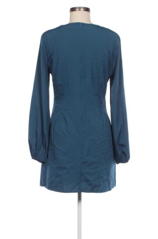 Kleid, Größe M, Farbe Blau, Preis € 11,99