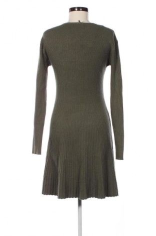 Kleid, Größe M, Farbe Grün, Preis 31,99 €