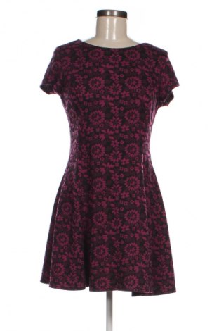 Kleid Atmosphere, Größe M, Farbe Mehrfarbig, Preis € 4,99